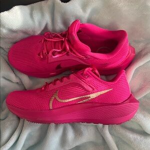 Nike Air Zoom Pegasus Pink and Gold Like New